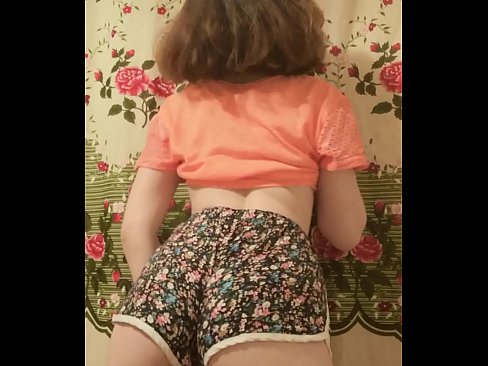 ❤️ Szexi fiatal csaj vetkőzteti le a rövidnadrágját a kamera előtt. ❤️ Porno fb at hu.appassistance.ru ☑