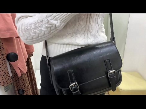 ❤️ Nyilvános maszturbáció a fiatal szuka FeralBerry egy dildóval a próbafülkében ❤️ Porno fb at hu.appassistance.ru ☑